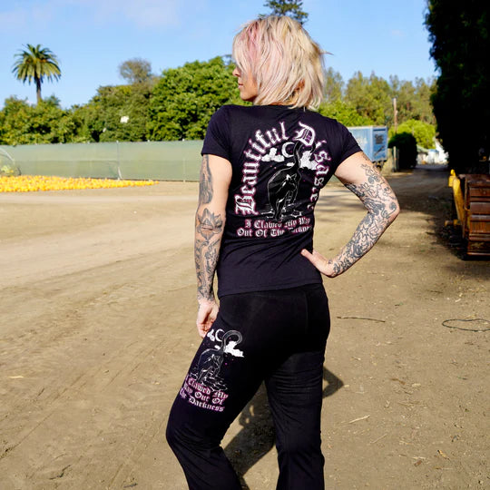 B-D OUT OF THE DARKNESS SCOOP TEES