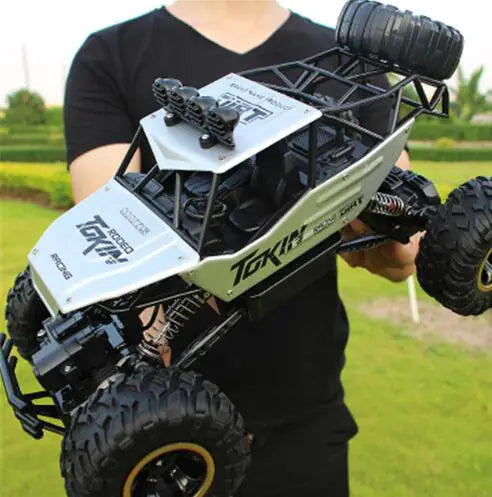 Ride the razors edge with 4WD RC Cars Updated Version 2.4G
