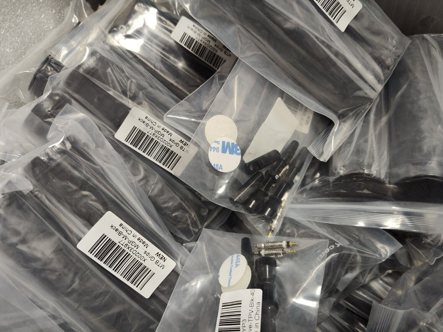 CORKI BI-Cycles Double Lock On Mountain Bike Grips, & FREE CORKI Valve Stem pack