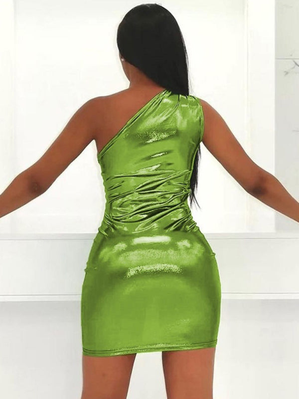 Solid Color Slant Shoulder Sleeveless Hip Dress
