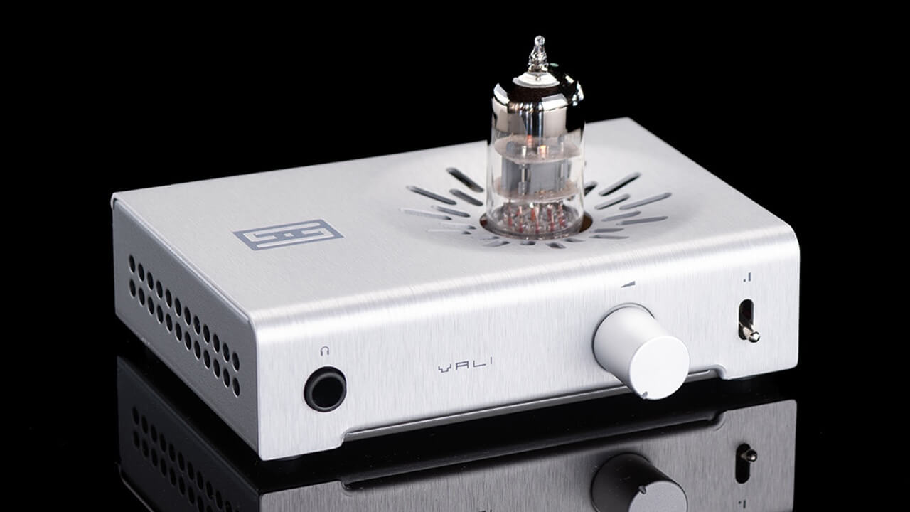 HEADPHONE AMPSSchiit Audio’s Vali 3 Hybrid Headphone Amp and Preamp Can Be Your Desktop Hi-Fi Hub