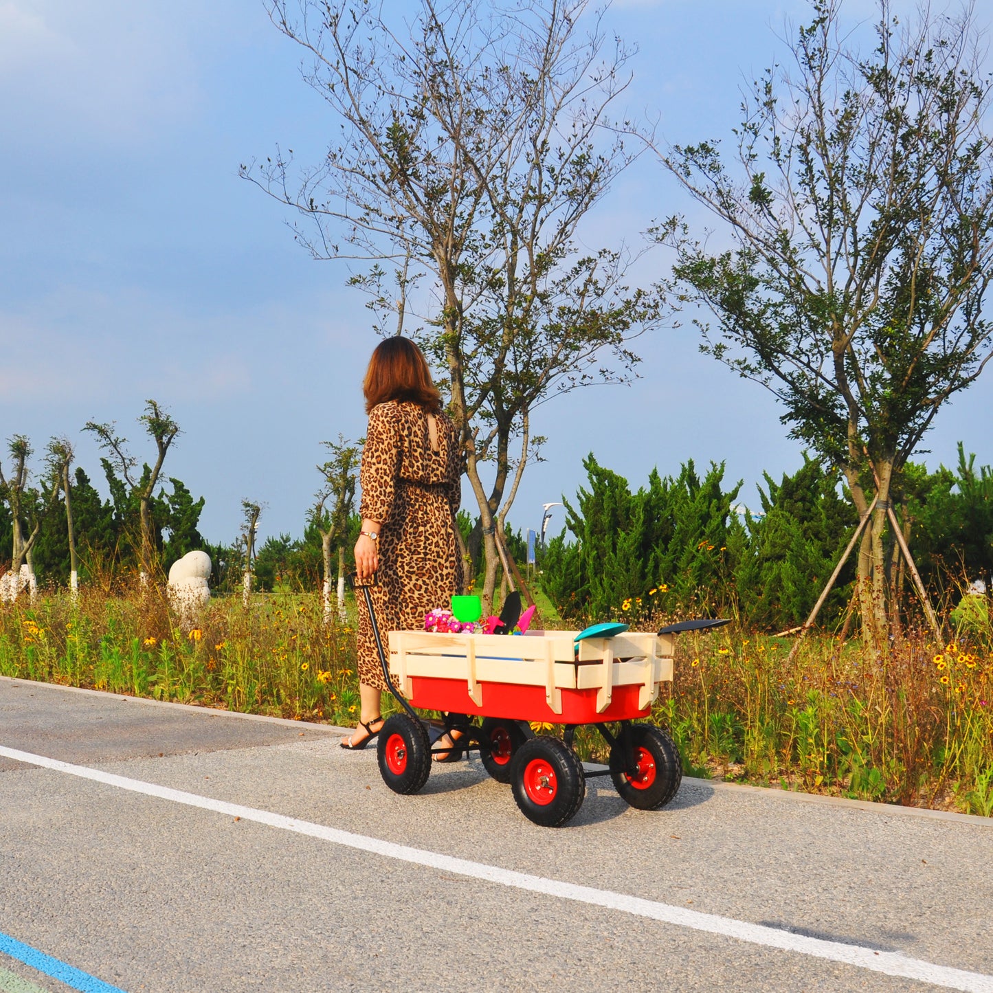 Outdoor Wagon All Terrain Pulling w/Wood Railing Air Tires Children Kid Garden（Red）